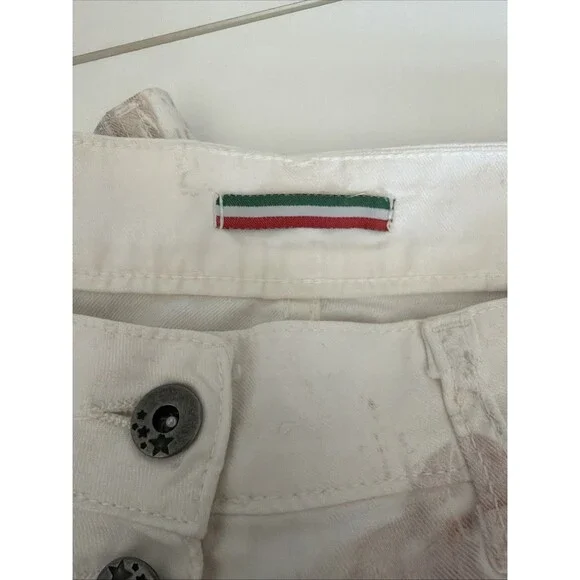 Unbranded Made in Italy Straight Leg Button Front White Floral Art Jeans Sz 28 - Picture 7 of 7